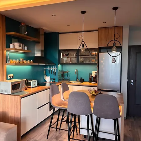 Apartamento Modern In Gated Complex With Pool *