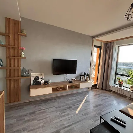 Modern In Gated Complex With Pool Apartamento *
