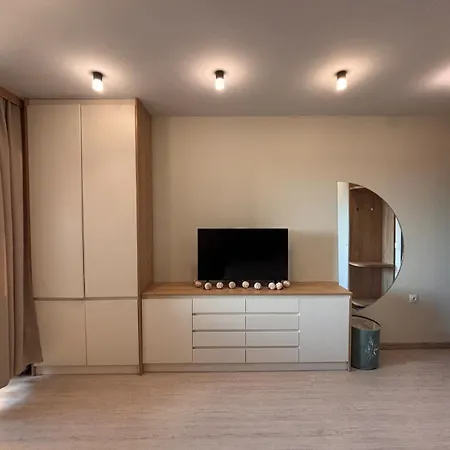 Apartamento Modern In Gated Complex With Pool