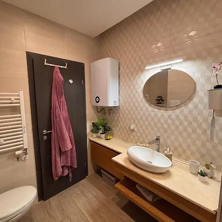 Apartamento Modern In Gated Complex With Pool *